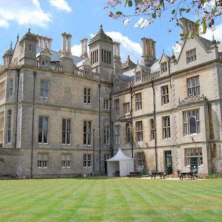 Stoke Rochford Hall Grantham Exterior foto